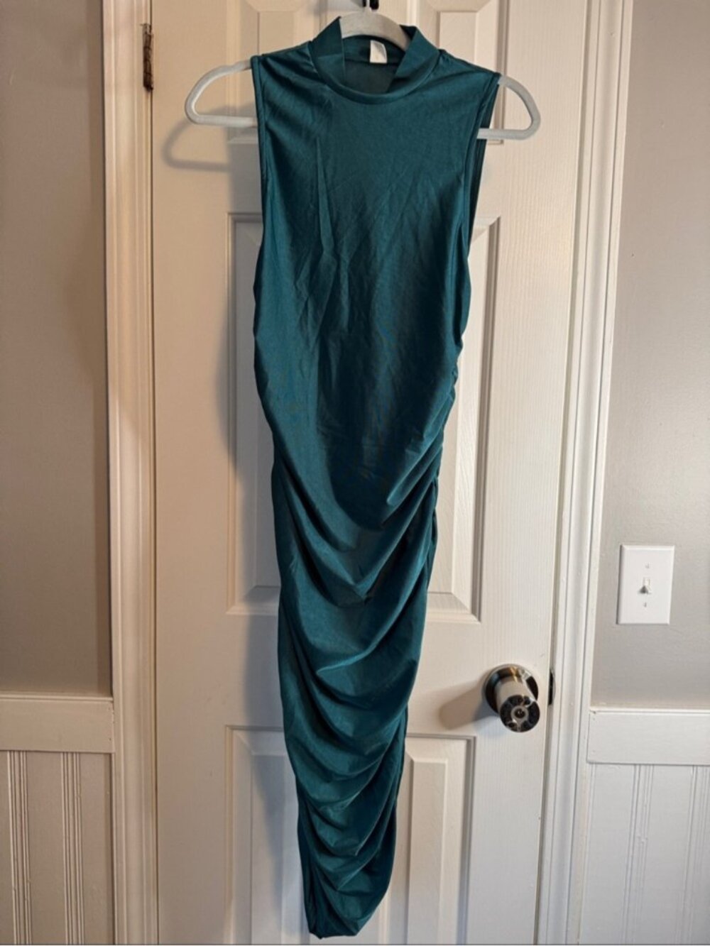 Sleeveless Teal Maxi Dress with Ruched Side (21)